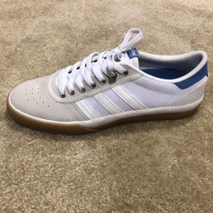 Adidas pro white gum 9.5